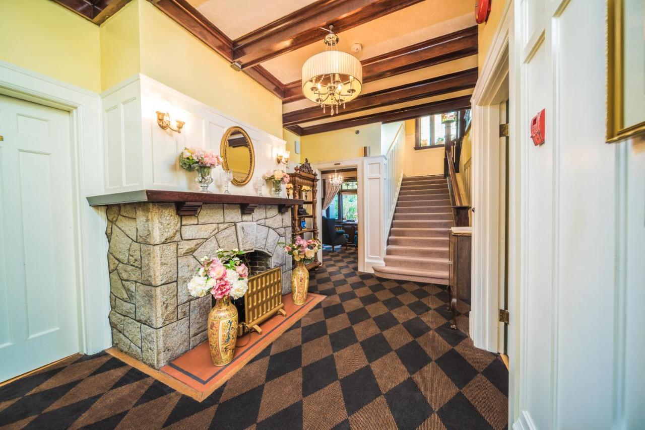 Dashwood Manor Seaside Bed & Breakfast Βικτώρια Εξωτερικό φωτογραφία