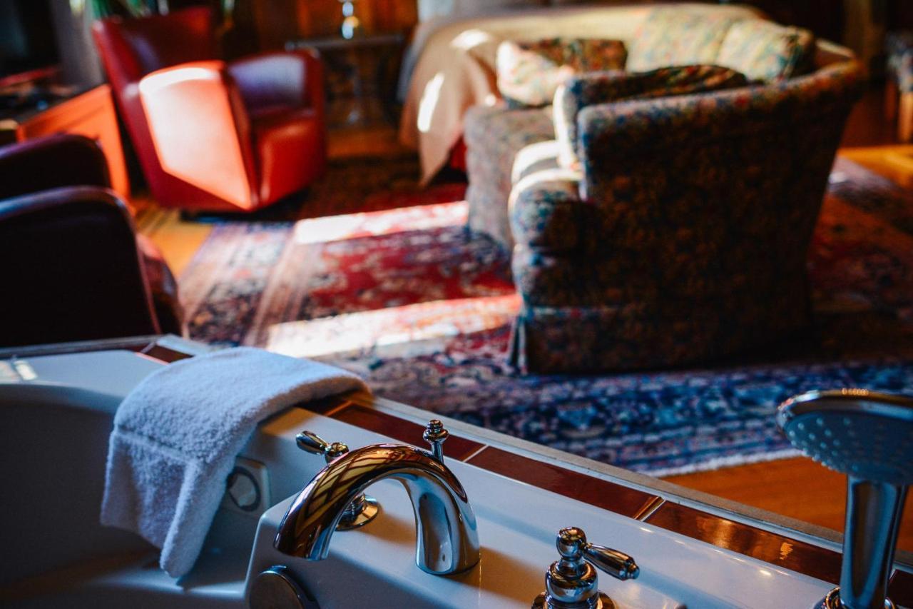 Dashwood Manor Seaside Bed & Breakfast Βικτώρια Εξωτερικό φωτογραφία