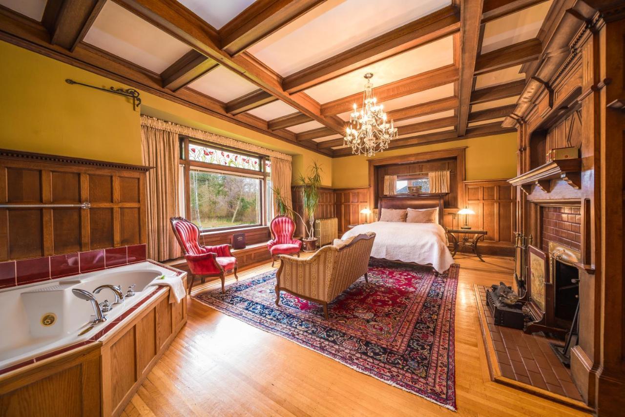 Dashwood Manor Seaside Bed & Breakfast Βικτώρια Εξωτερικό φωτογραφία