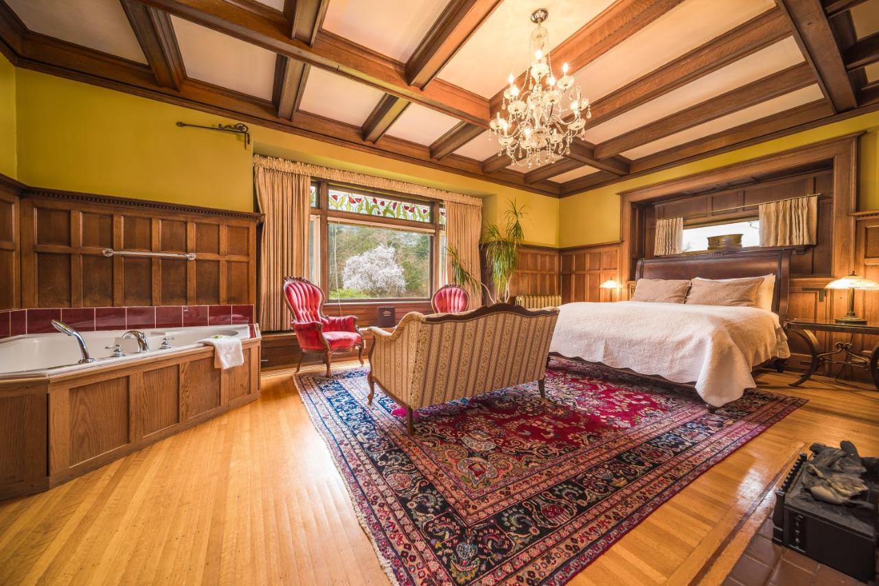 Dashwood Manor Seaside Bed & Breakfast Βικτώρια Εξωτερικό φωτογραφία
