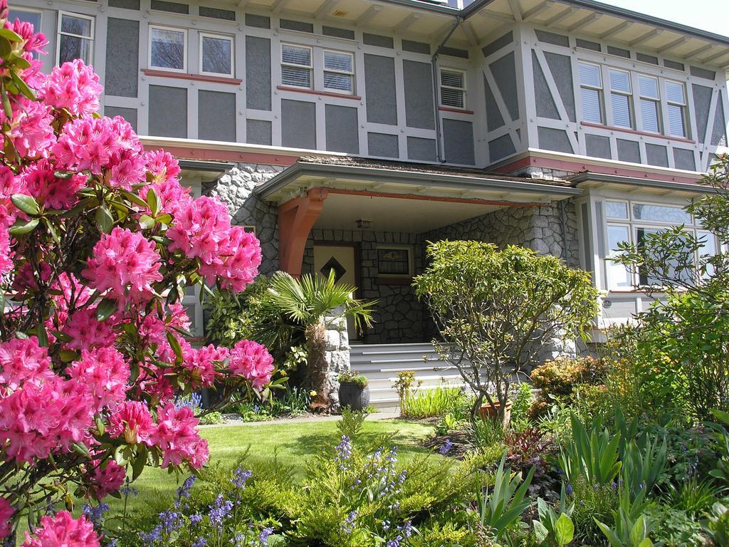 Dashwood Manor Seaside Bed & Breakfast Βικτώρια Εξωτερικό φωτογραφία