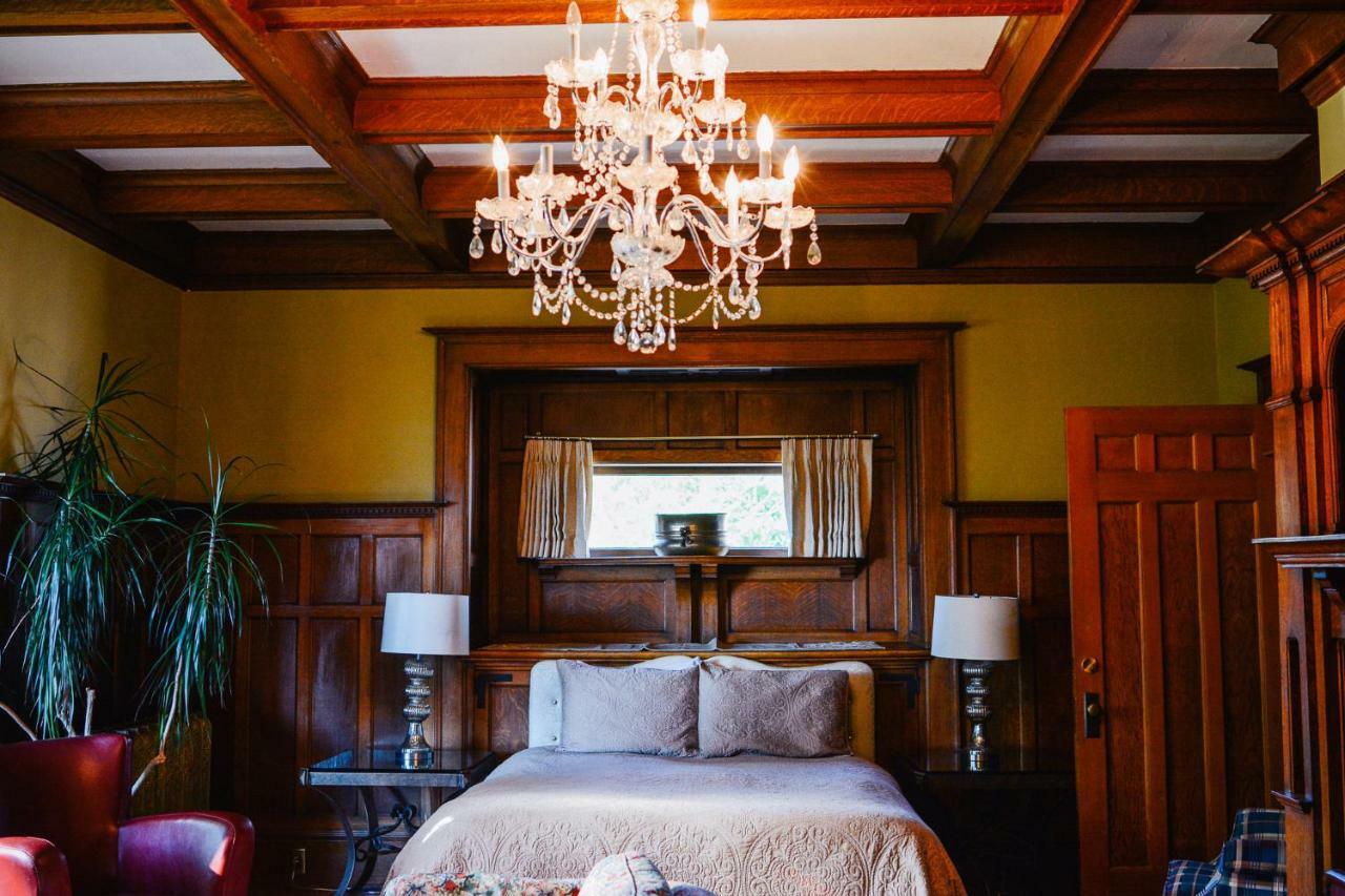 Dashwood Manor Seaside Bed & Breakfast Βικτώρια Εξωτερικό φωτογραφία
