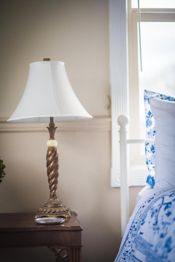 Dashwood Manor Seaside Bed & Breakfast Βικτώρια Εξωτερικό φωτογραφία